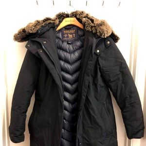Woolrich Parka S with fur hood, basically new